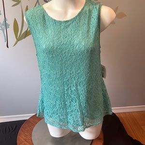 4/$20 Lace Detail Tank size XL